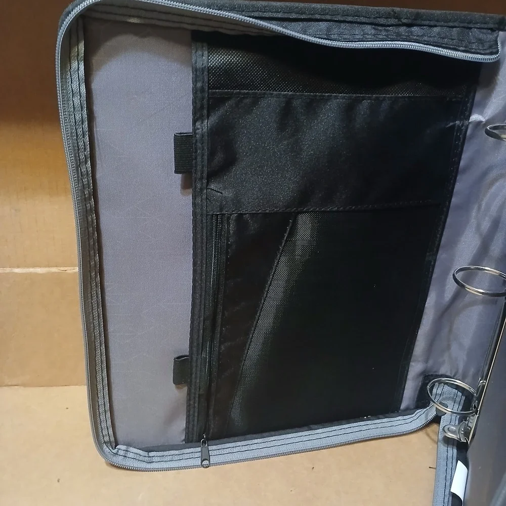 2 Five Star Zipper 3-Ring Binder  Expanding File 2